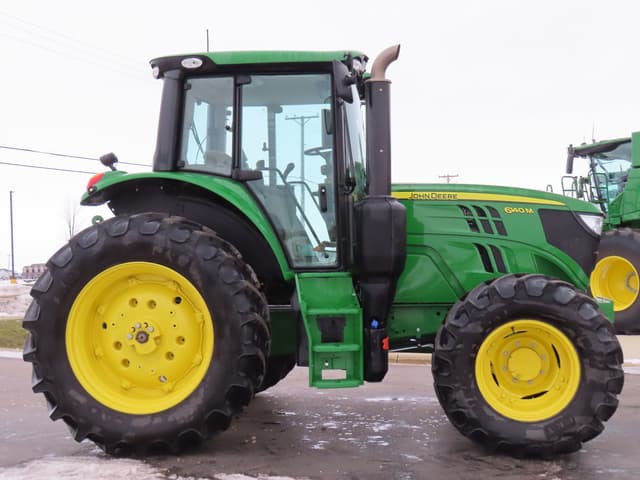 Image of John Deere 6140M equipment image 4