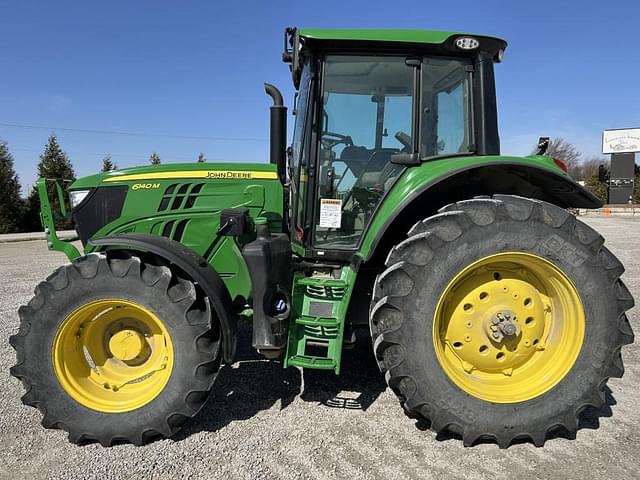 Image of John Deere 6140M equipment image 2