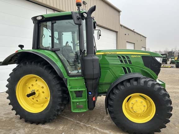 Image of John Deere 6140M equipment image 1