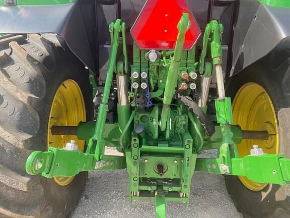 Image of John Deere 6140M equipment image 4