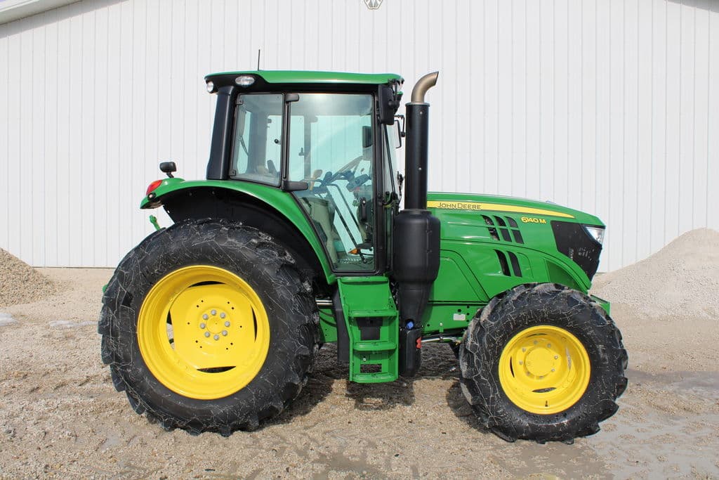 Image of John Deere 6140M Image 1