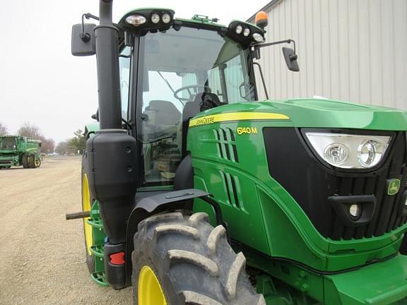 Image of John Deere 6140M equipment image 4