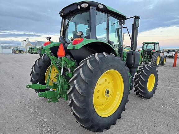 Image of John Deere 6140M equipment image 4