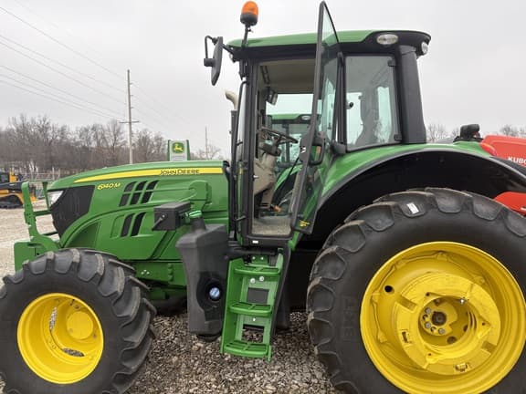 Image of John Deere 6140M equipment image 1