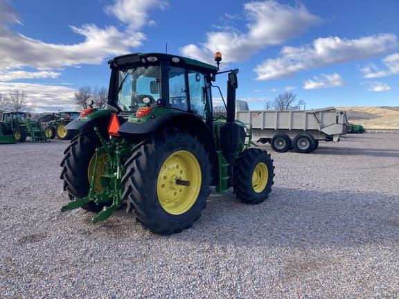 Image of John Deere 6140M equipment image 4