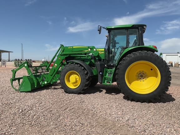Image of John Deere 6145M equipment image 4