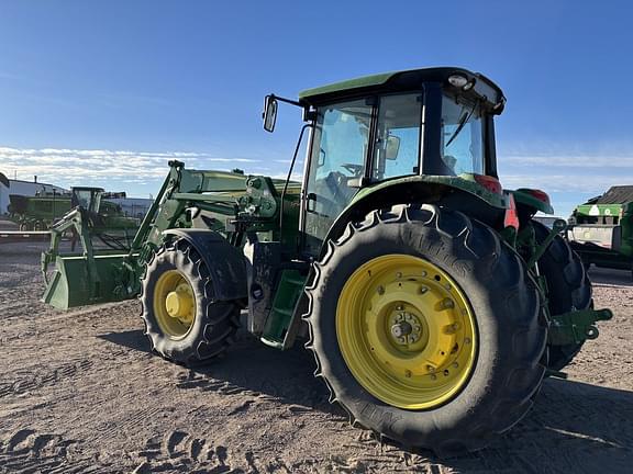 Image of John Deere 6145M equipment image 4