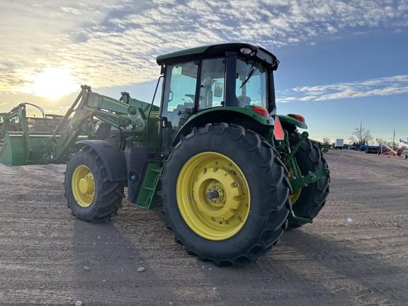 Image of John Deere 6145M equipment image 4