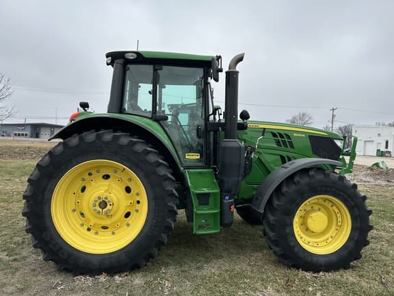 Image of John Deere 6145M equipment image 4