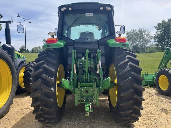Image of John Deere 6145M equipment image 4