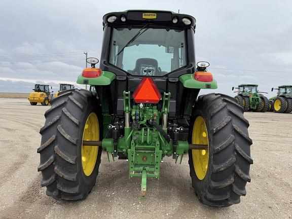 Image of John Deere 6145M equipment image 4