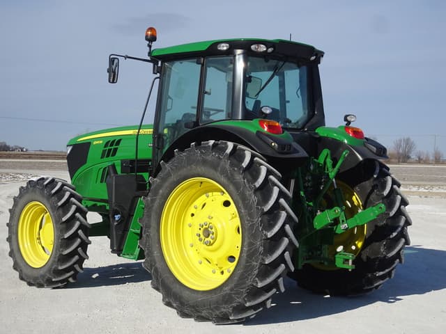 Image of John Deere 6145M equipment image 3