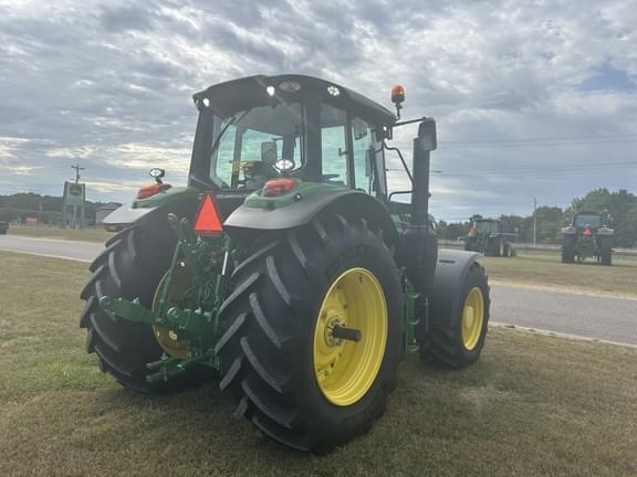 Image of John Deere 6145M equipment image 3
