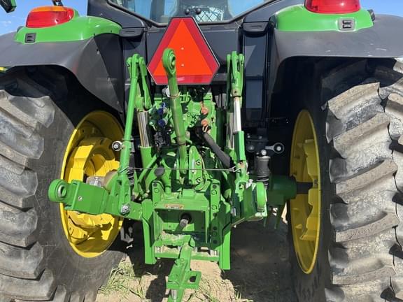 Image of John Deere 6145M equipment image 3