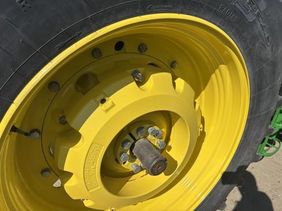 Image of John Deere 6145M equipment image 1