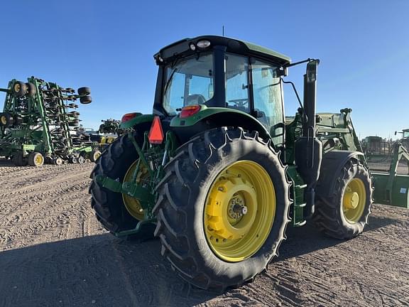 Image of John Deere 6145M equipment image 4