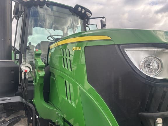 Image of John Deere 6145M equipment image 3