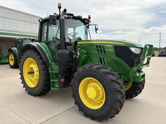 Image of John Deere 6145M equipment image 4