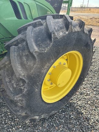 Image of John Deere 6145M equipment image 4