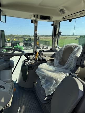 Image of John Deere 6145M equipment image 4