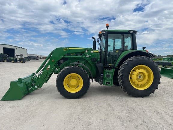 Image of John Deere 6145M equipment image 3