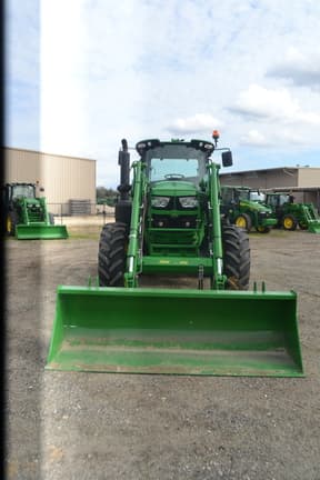 Image of John Deere 6145M equipment image 1