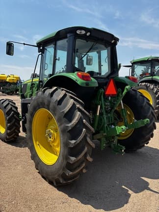 Image of John Deere 6145M equipment image 3