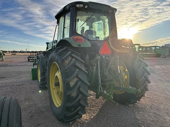 Image of John Deere 6145M equipment image 4