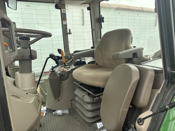 Image of John Deere 6145M equipment image 3