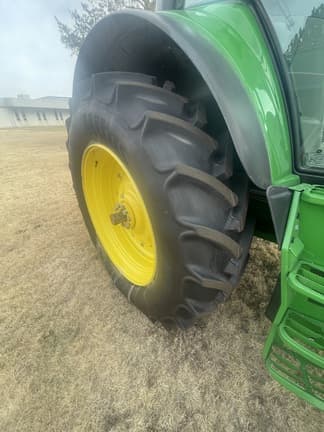 Image of John Deere 6155M equipment image 3