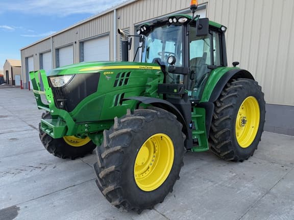 Image of John Deere 6155M equipment image 4