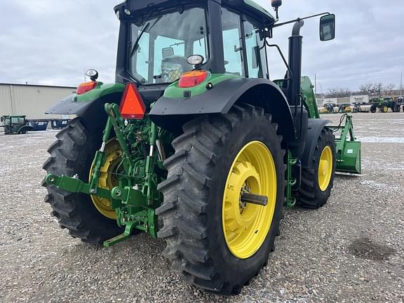 Image of John Deere 6155M equipment image 3