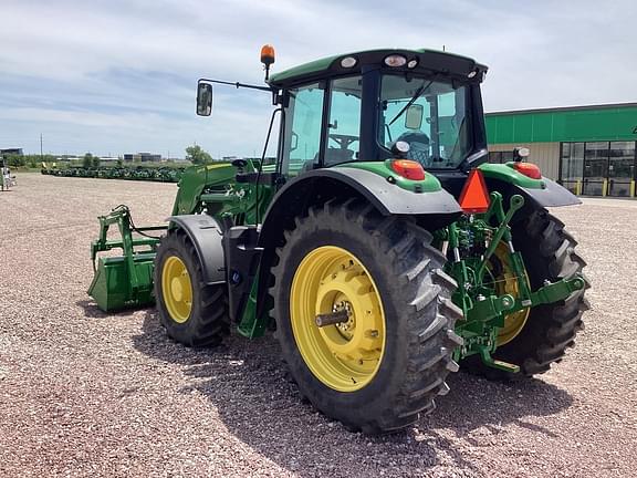 Image of John Deere 6155M equipment image 3