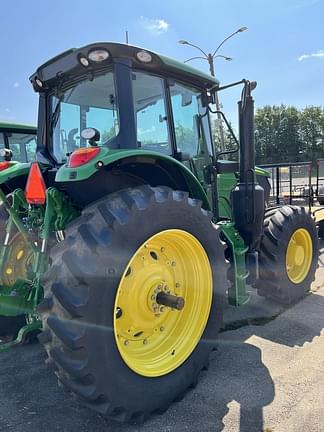 Image of John Deere 6155M equipment image 2