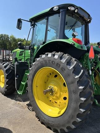 Image of John Deere 6155M equipment image 3