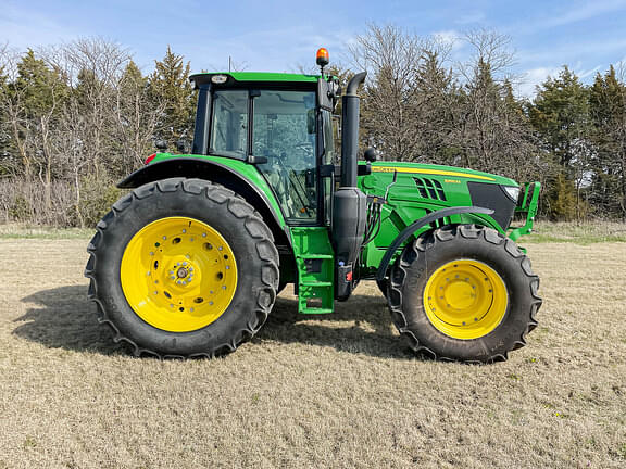 Image of John Deere 6155M equipment image 3
