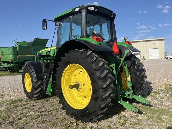 Image of John Deere 6155M equipment image 3
