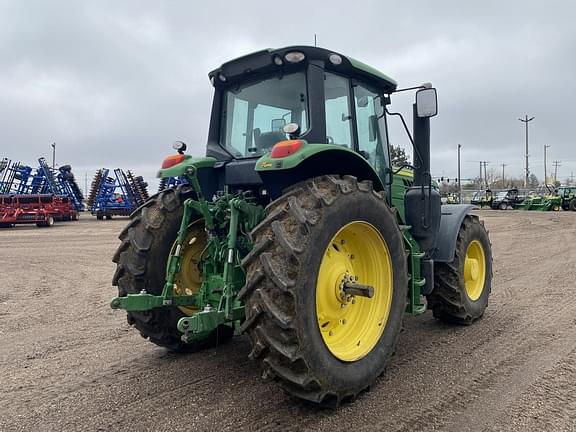 Image of John Deere 6155M equipment image 3