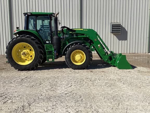 Image of John Deere 6155M equipment image 3