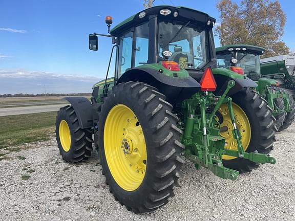 Image of John Deere 6155M equipment image 3