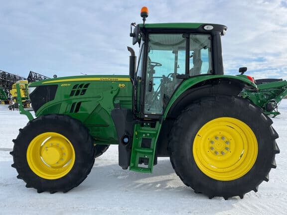 Image of John Deere 6155M equipment image 1