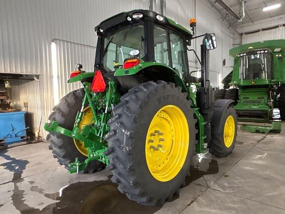 Image of John Deere 6155M equipment image 4