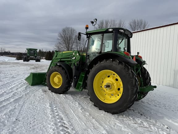 Image of John Deere 6155M equipment image 3