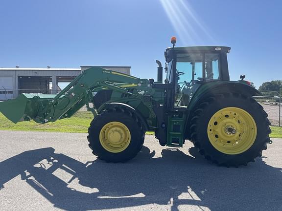 Image of John Deere 6155M equipment image 2