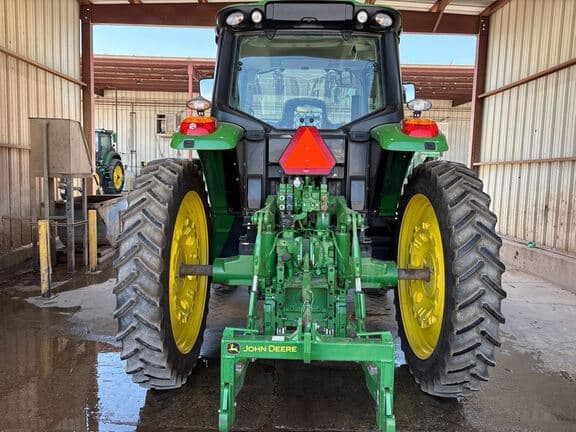Image of John Deere 6155M equipment image 3