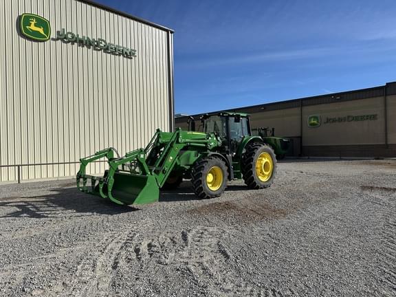 Image of John Deere 6155M equipment image 1
