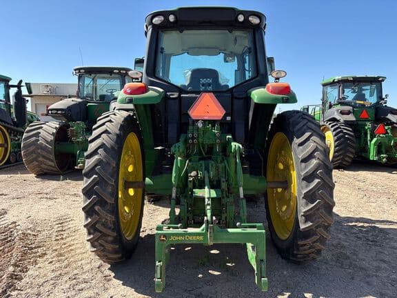 Image of John Deere 6155M equipment image 3