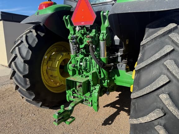 Image of John Deere 6155M equipment image 4