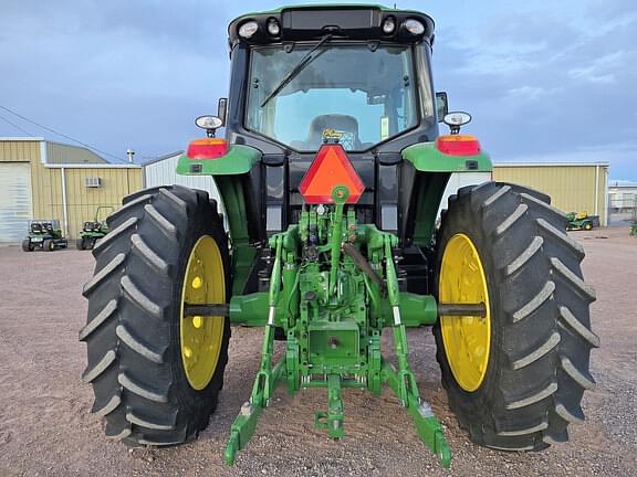 Image of John Deere 6155M equipment image 3