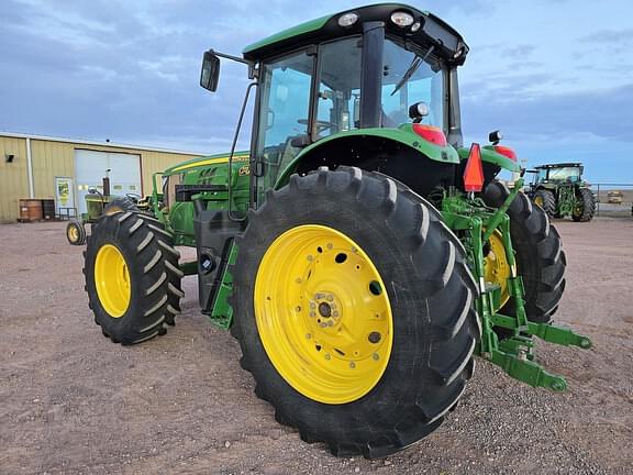 Image of John Deere 6155M equipment image 2